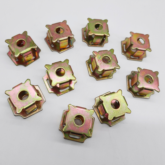 Factory Price Galvanized Steel Wire Rope Net Clip Wire Rope Mesh Clamp